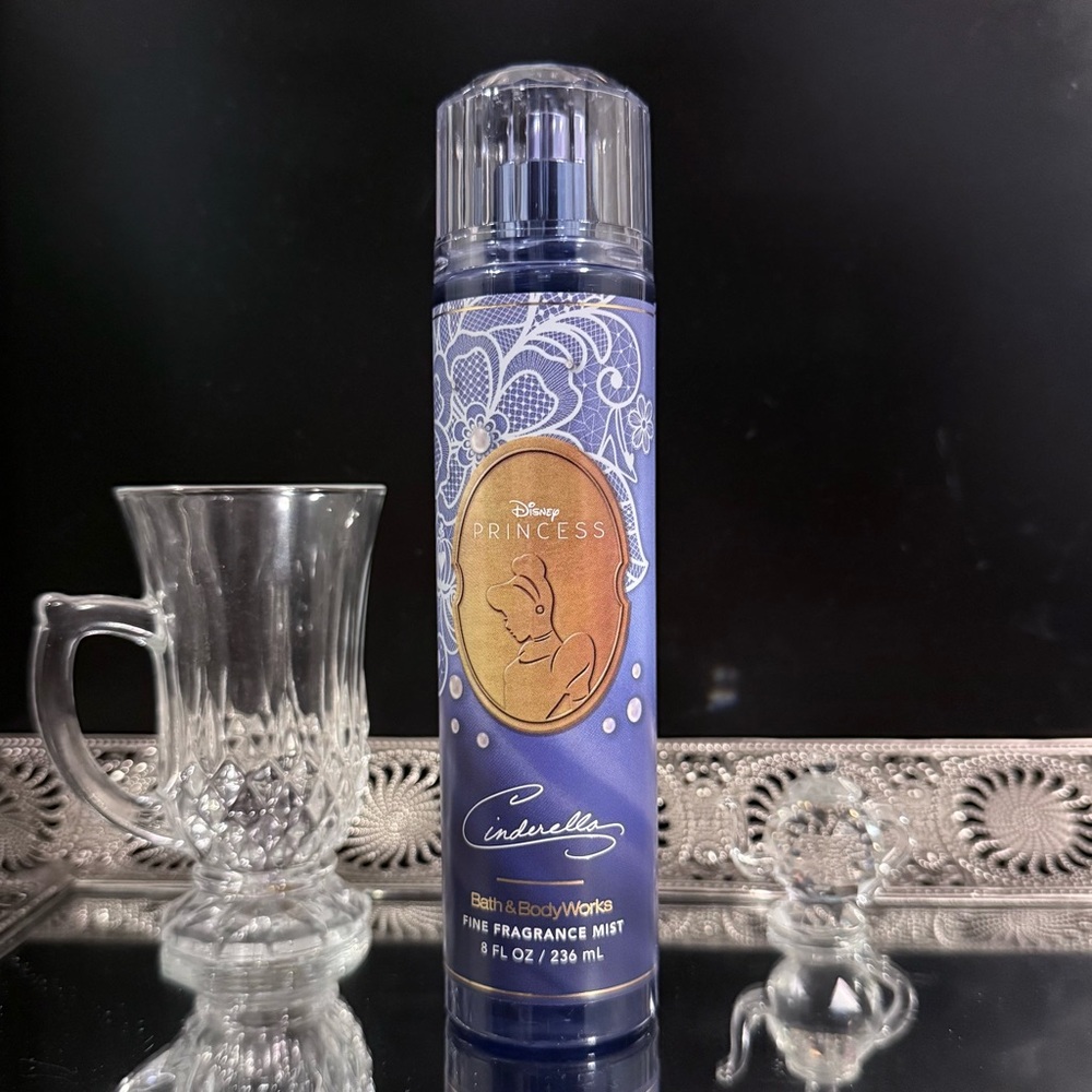 Bath & Body Works Cinderella - Picture 1 of 1